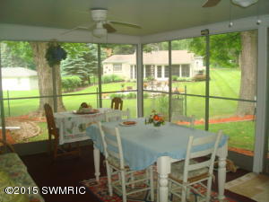 61054 Beardsley Ln, Cassopolis, MI 49031 photo 6