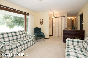 6311 Ormada Dr, Kalamazoo, MI 49048 photo 5