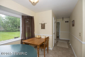6311 Ormada Dr, Kalamazoo, MI 49048 photo 9