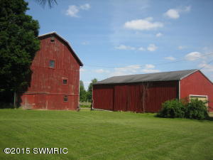 11066 E Drive Dr S, Ceresco, MI 49033 photo 9
