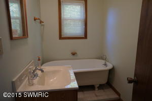 5714 E Baseline Rd, White Cloud, MI 49349 photo 12