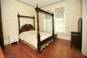 510 E Hoffman St, Three Rivers, MI 49093 photo 15