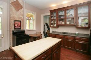510 E Hoffman St, Three Rivers, MI 49093 photo 5