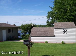 23701 Lake Dr, Sears, MI 49679 photo 5