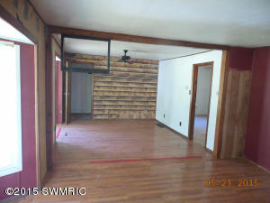 1239 Cherry Ln, Harrison, MI 48625 photo 2