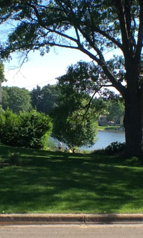 749 Fall St, Spring Lake, MI 49456 photo 16