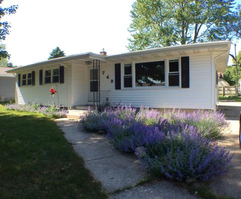 749 Fall St, Spring Lake, MI 49456 photo 1