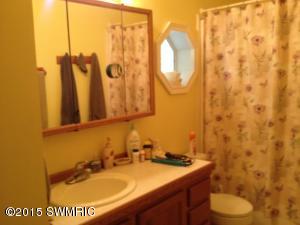 26689 M-60, Cassopolis, MI 49031 photo 7