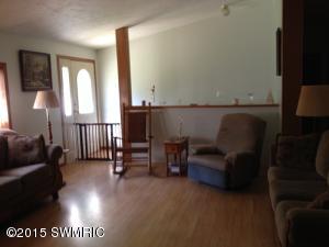 26689 M-60, Cassopolis, MI 49031 photo 4