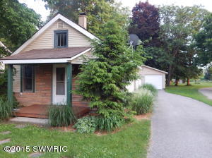 960 Bowes Rd, Lowell, MI 49331 photo 2