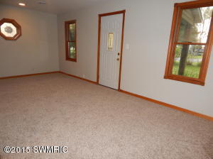 960 Bowes Rd, Lowell, MI 49331 photo 7