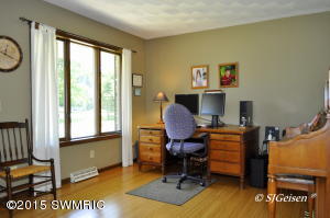 6425 N Whites Bridge Rd, Belding, MI 48809 photo 6