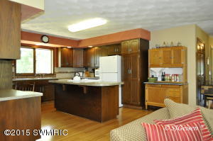 6425 N Whites Bridge Rd, Belding, MI 48809 photo 11