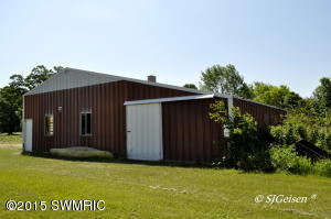 6425 N Whites Bridge Rd, Belding, MI 48809 photo 35