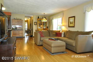 6425 N Whites Bridge Rd, Belding, MI 48809 photo 8