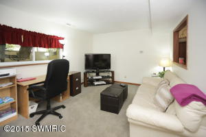 93 Fortune Rd, Springfield, MI 49037 photo 16
