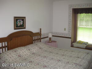 7535 Anthony St, Whitehall, MI 49461 photo 11