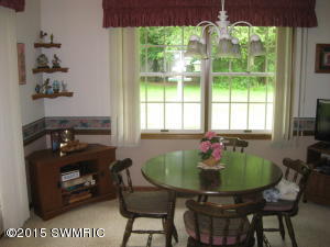 7535 Anthony St, Whitehall, MI 49461 photo 3