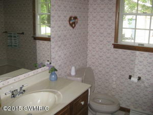 7535 Anthony St, Whitehall, MI 49461 photo 10