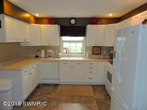61729 Dailey Rd, Cassopolis, MI 49031 photo 6