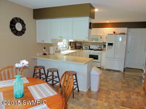 61729 Dailey Rd, Cassopolis, MI 49031 photo 7