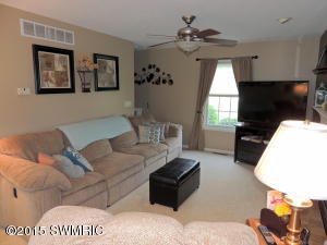 61729 Dailey Rd, Cassopolis, MI 49031 photo 2
