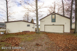 241 Dickerson SW, Stanton, MI 48888 photo 2