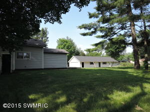 802 N Main St, Plainwell, MI 49080 photo 23