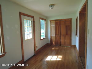 802 N Main St, Plainwell, MI 49080 photo 6