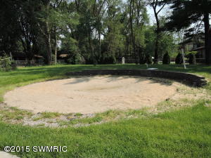802 N Main St, Plainwell, MI 49080 photo 27