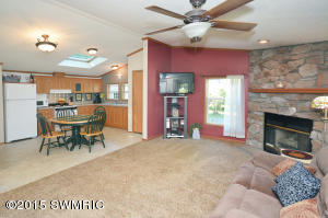 16188 Cherry, Gobles, MI 49055 photo 4