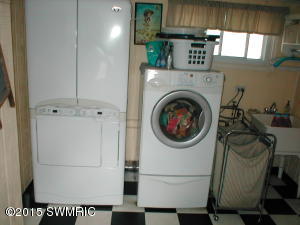 1069 Coolidge St, Conklin, MI 49403 photo 9