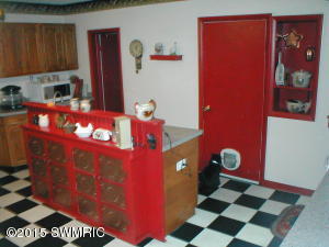 1069 Coolidge St, Conklin, MI 49403 photo 8
