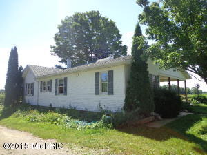 3217 Graff Rd, Belding, MI 48809 photo 4