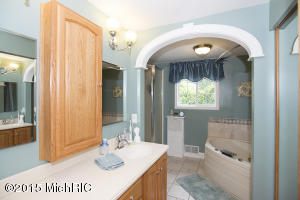 175 S South Lake Doster Dr, Plainwell, MI 49080 photo 26