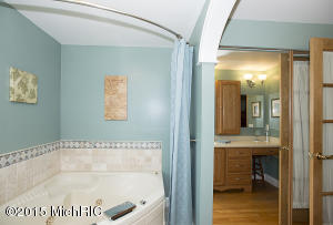 175 S South Lake Doster Dr, Plainwell, MI 49080 photo 28