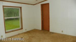 112 Peachtree St, Constantine, MI 49042 photo 7
