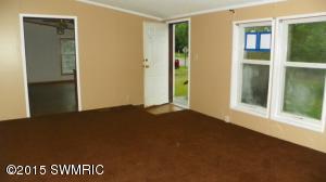 112 Peachtree St, Constantine, MI 49042 photo 3