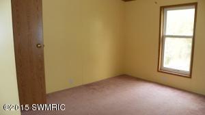 112 Peachtree St, Constantine, MI 49042 photo 8