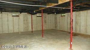 112 Peachtree St, Constantine, MI 49042 photo 13