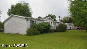 112 Peachtree St, Constantine, MI 49042 photo 2