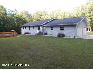 2247 E 40th St, White Cloud, MI 49349 photo 12