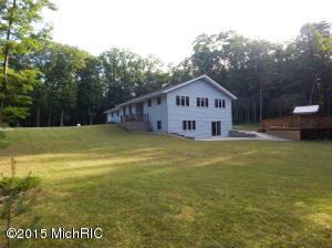 2247 E 40th St, White Cloud, MI 49349 photo 7