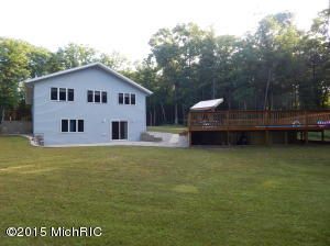 2247 E 40th St, White Cloud, MI 49349 photo 10