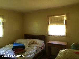 5215 E Baseline Rd, Hesperia, MI 49421 photo 11