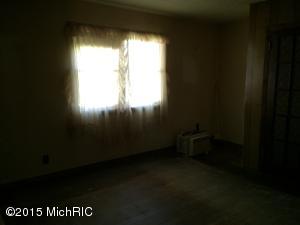 5215 E Baseline Rd, Hesperia, MI 49421 photo 10