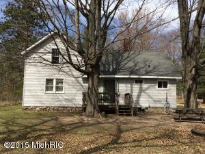 5215 E Baseline Rd, Hesperia, MI 49421 photo 2