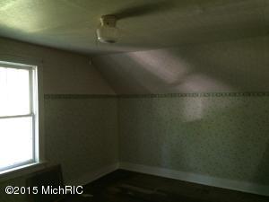 5215 E Baseline Rd, Hesperia, MI 49421 photo 12