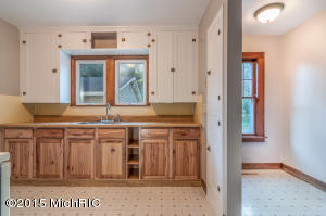 812 E Lewis St, Whitehall, MI 49461 photo 8