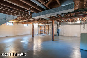 812 E Lewis St, Whitehall, MI 49461 photo 18